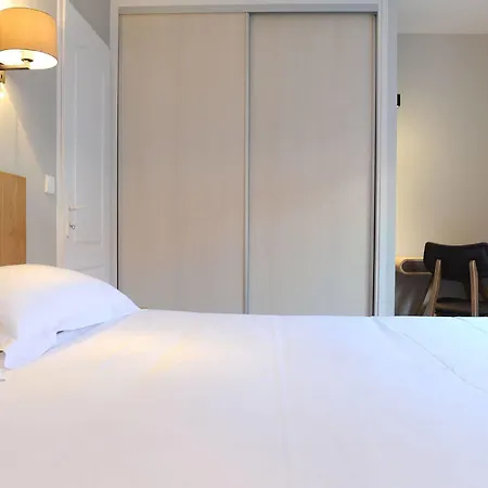 Hotel & Gochoki Bidart