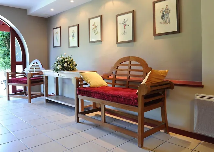 Hotel & Gochoki Bidart