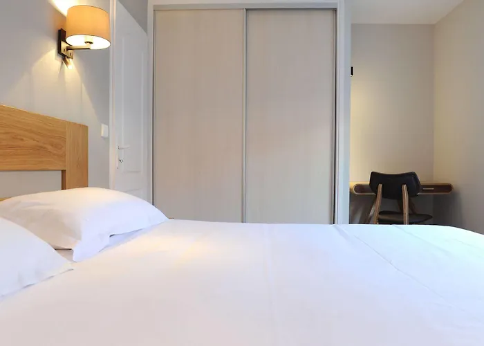 Hotel & Gochoki Bidart